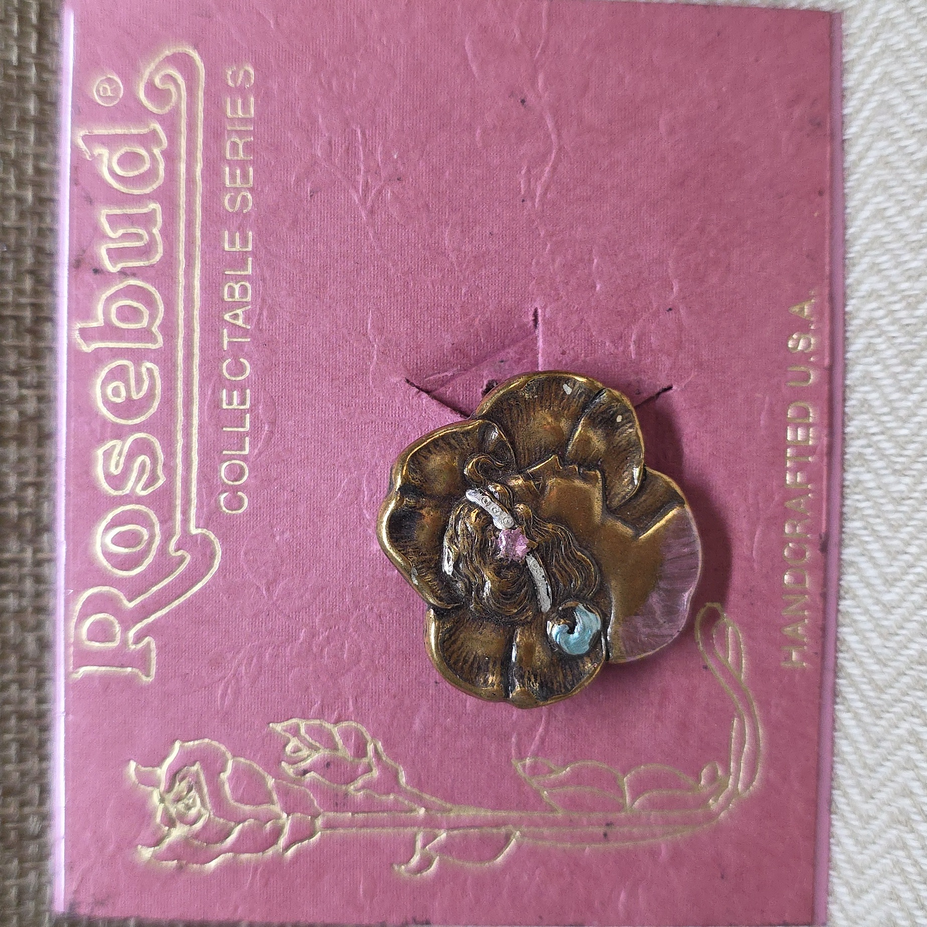 Rosebud Collectable Brooch Rosebud Reservation In Rosebud Sd 7$
